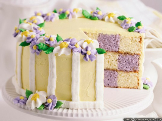 food-cakes-and-loaf-a-beautiful-cake-with-flowers-wallpapers-1024x768